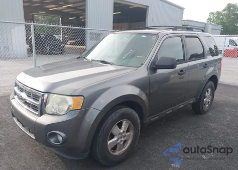 2011 Ford Escape Xlt from USA, damaged, VIN 1FMCU9DG5BKA13813
